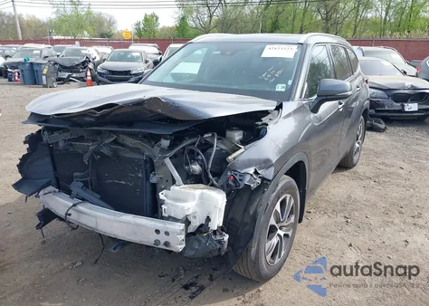 2021 Toyota Highlander Xle из США, поврежденный, VIN 5TDGZRBH6MS075994